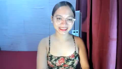 Snapshot of sweetcummer27 chatting on September 9, 10:31 pm SOPHIA online show from September 9, 10:31 pm