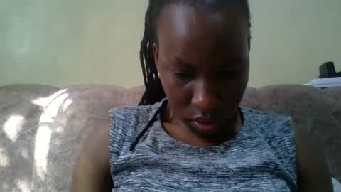 sweetdiva2012 online show from May 4, 6:17 am