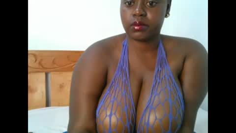 sweetest_snack online show from December 17, 10:23 am