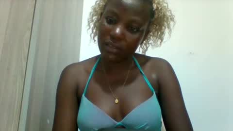 sweetfel online show from April 15, 8:31 pm