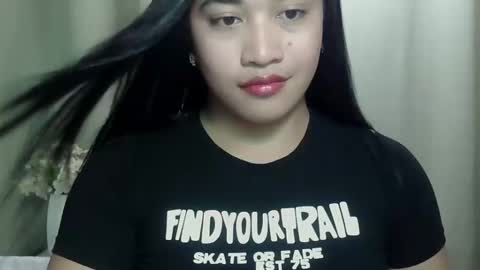 sweetgirly_jessa online show from March 12, 10:23 pm