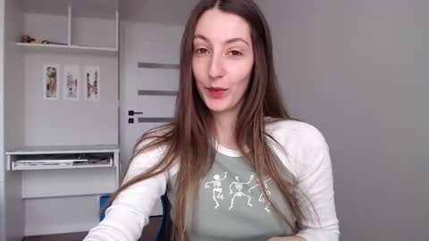 Emma  online show from May 12, 9:06 am
