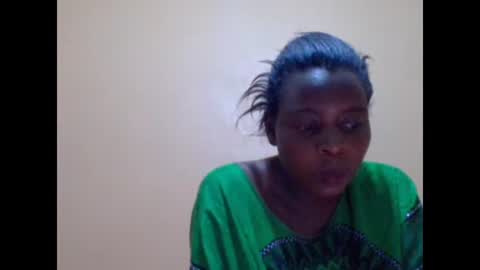 sweetib1 online show from December 17, 7:29 am