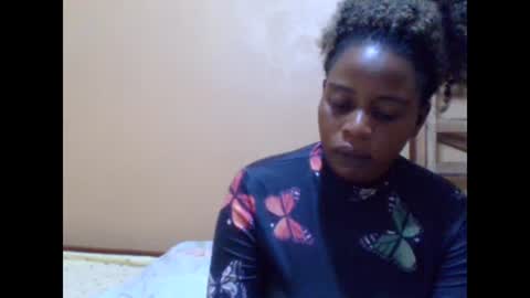 sweetib1 online show from March 7, 5:18 am