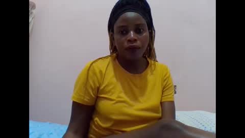 sweetib1 online show from March 23, 6:52 am