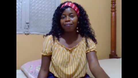 sweetib1 online show from January 13, 6:27 am