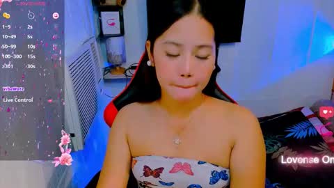 Nicole online show from September 19, 1:43 pm