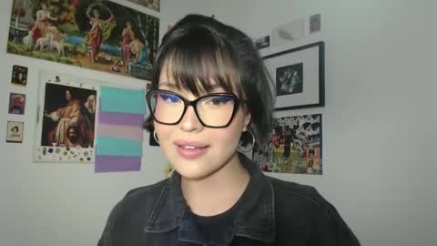 SweetJess online show from December 11, 1:37 am