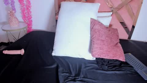 Snapshot of sweetkataleya_ chatting on October 11, 8:00 pm Kataleya online show from October 11, 8:00 pm