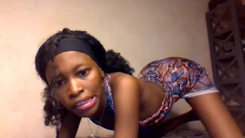 sweetkola online show from February 12, 5:53 am