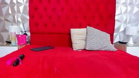 Lauren online show from February 5, 7:00 am