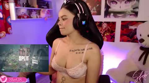    online show from November 8, 8:47 pm