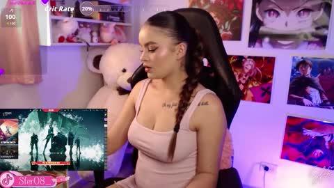    online show from February 15, 10:20 pm