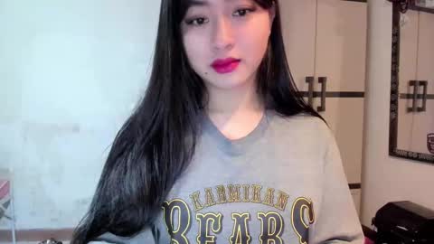 Zoe online show from January 3, 8:01 pm