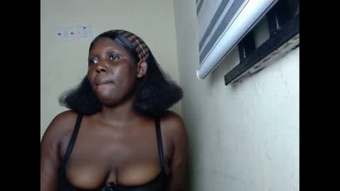 sweetnectarx online show from February 15, 12:26 am