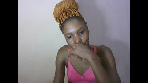 ESTHER online show from February 22, 6:42 pm