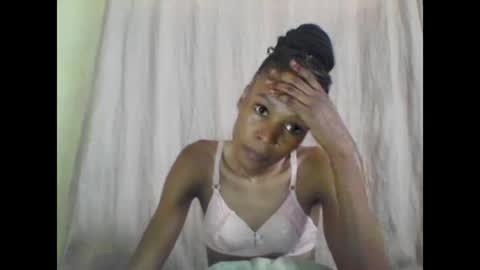 ESTHER online show from March 10, 12:17 pm