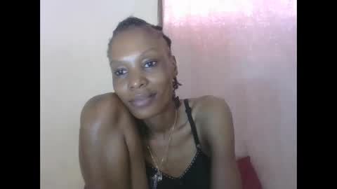 ESTHER online show from October 6, 8:20 am