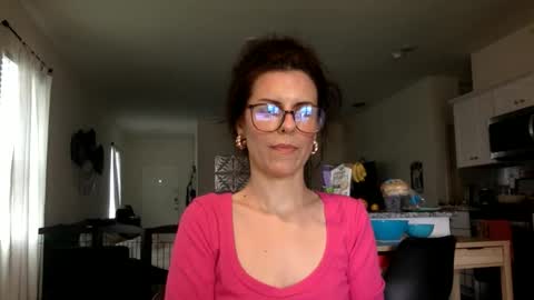 sweetriddance online show from April 17, 4:09 pm