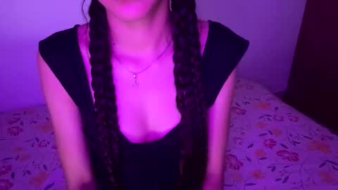 SweetSinnyX online show from April 12, 7:55 am