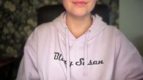 sweetssmashed online show from November 14, 10:54 pm