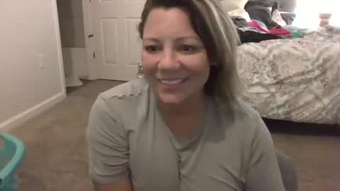 Snapshot of sweetsugar1979 chatting on October 27, 4:19 am sweetsugar1979 online show from October 27, 4:19 am