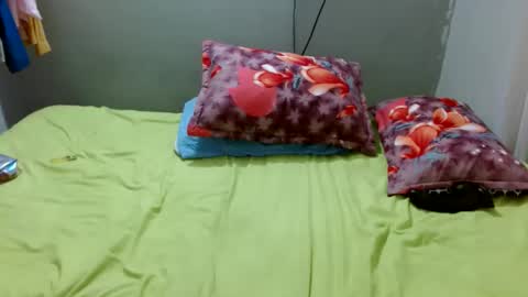 Snapshot of sweett_bigass_ chatting on October 1, 3:33 am Houston online show from October 1, 3:33 am