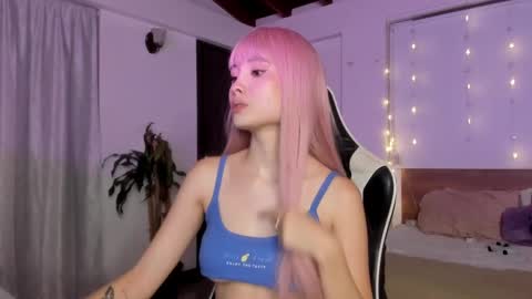 Cat independent model  online show from February 10, 4:41 am