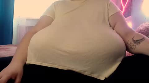 Maya online show from March 8, 11:13 am