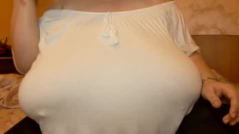 Maya online show from March 12, 8:20 pm