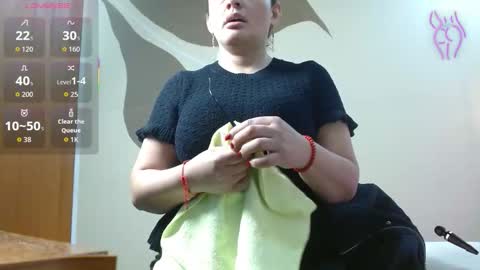 Scarlet online show from November 18, 12:06 pm