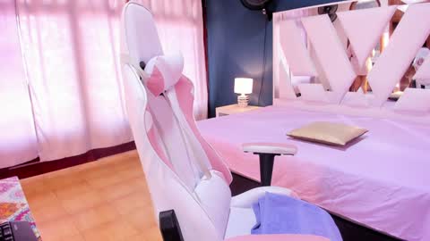 ALONDRA online show from January 24, 6:25 pm