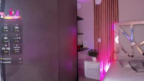 sweetviolet___ online show from November 6, 12:55 pm