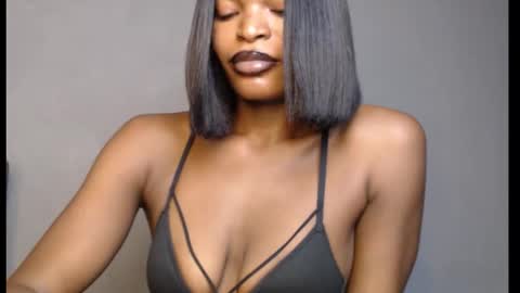 sweetxxboobsx online show from March 27, 8:37 am