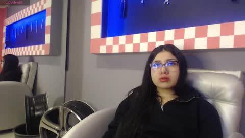 Snapshot of sweety_ashly chatting on March 1, 11:17 am Ashley 3 online show from March 1, 11:17 am