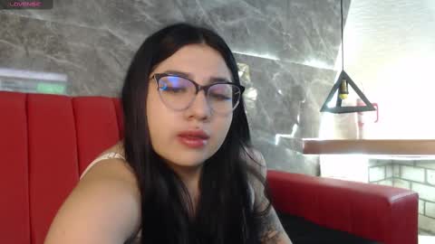 Snapshot of sweety_ashly chatting on January 31, 11:24 am Ashley 3 online show from January 31, 11:24 am