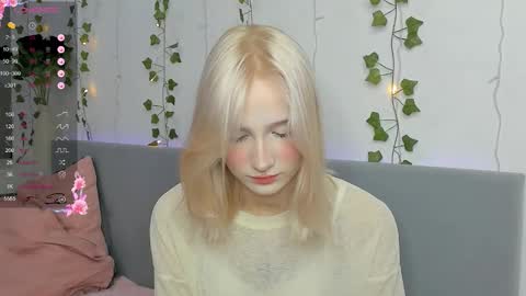 l1sa spears online show from December 4, 9:37 pm