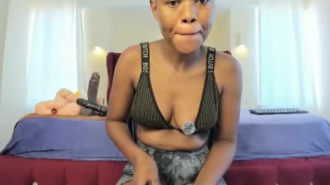 shawtyshasha online show from November 30, 10:08 am