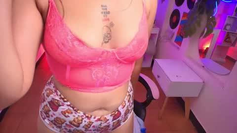 Emma online show from February 2, 7:24 pm