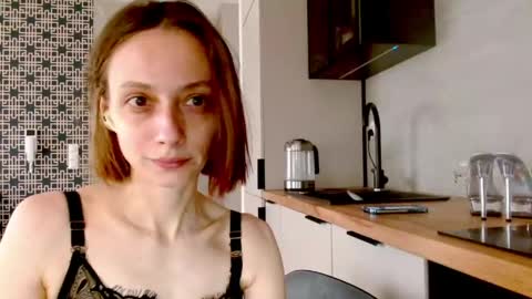 sweetycherrylove online show from May 7, 11:14 am
