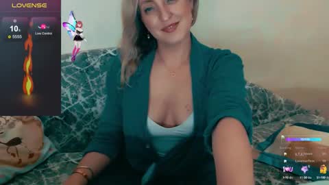 Snapshot of sweetyliza chatting on September 19, 10:09 pm Liza online show from September 19, 10:09 pm