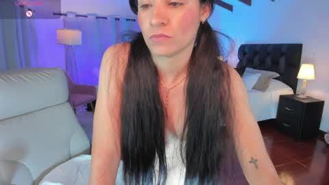 sylvana online show from April 11, 7:45 am