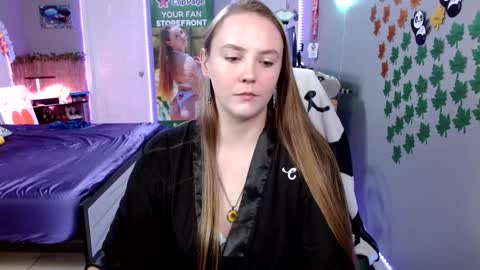 Jennah online show from November 7, 1:33 am