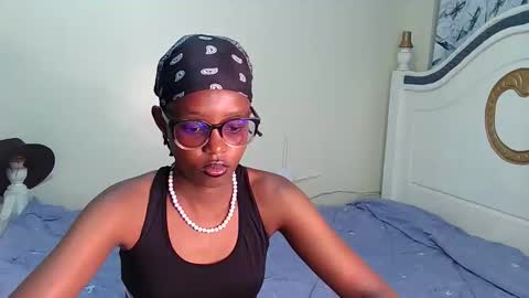Snapshot of t_okyo chatting on September 17, 4:38 pm TOKYO online show from September 17, 4:38 pm