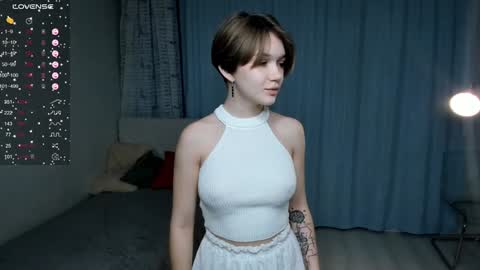 Jessi online show from February 7, 1:04 am