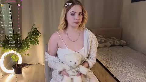 Jessi online show from September 30, 11:05 am