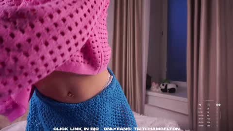 Mia online show from November 20, 1:17 am