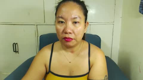 Snapshot of takemetoheavenbaby chatting on September 29, 10:48 pm anne online show from September 29, 10:48 pm