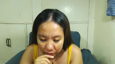 Snapshot of takemetoheavenbaby chatting on January 24, 4:39 pm anne online show from January 24, 4:39 pm