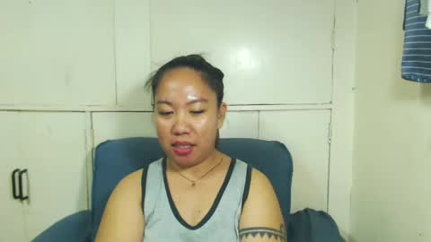 Snapshot of takemetoheavenbaby chatting on February 12, 3:39 pm anne online show from February 12, 3:39 pm